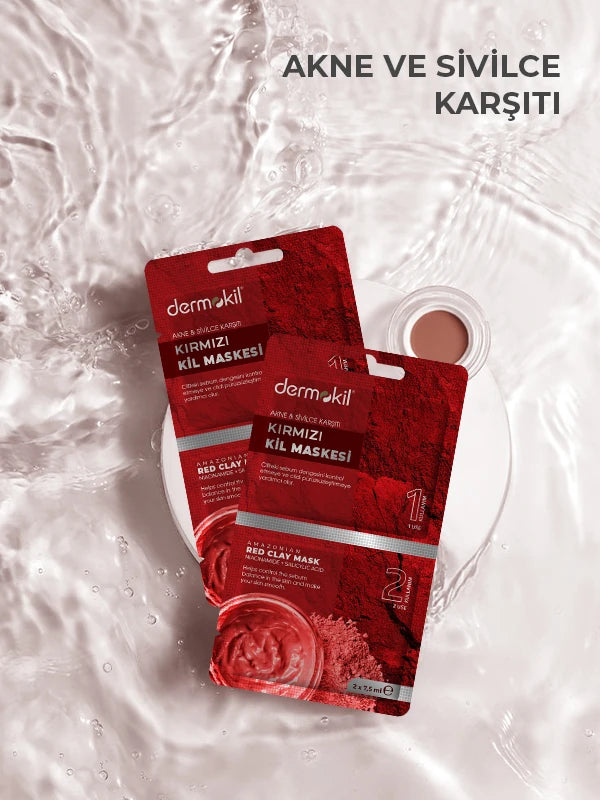 Akne ve sivilce karşıtı kırmızı kil maske ile cildi arındıran, fazla yağı dengeleyen ve daha temiz, pürüzsüz bir cilt görünümü kazandırmaya yardımcı bakım ürünü