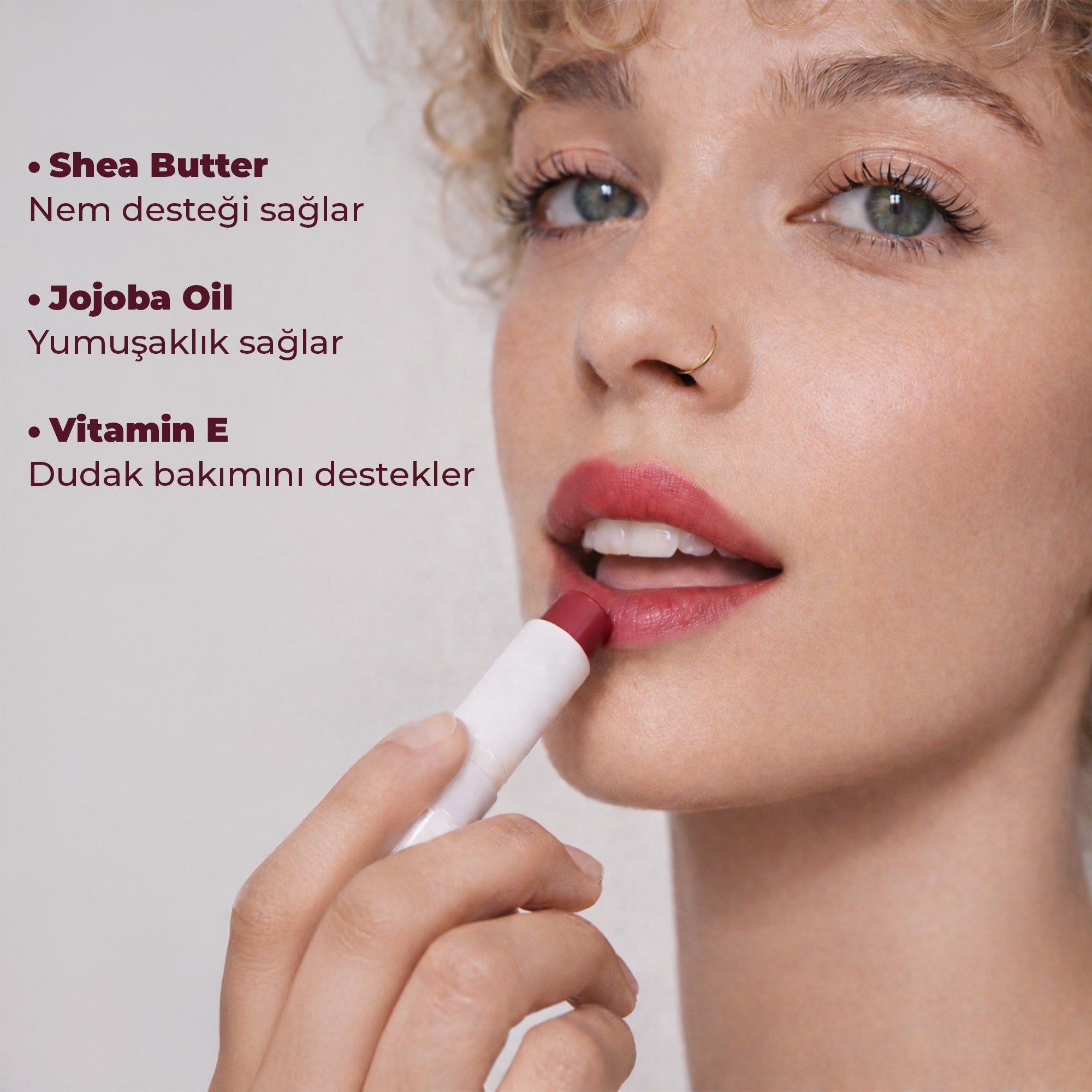 Nemlendirici Böğürtlen SPF 20 Lip Balm 4,8 g - Dermokil