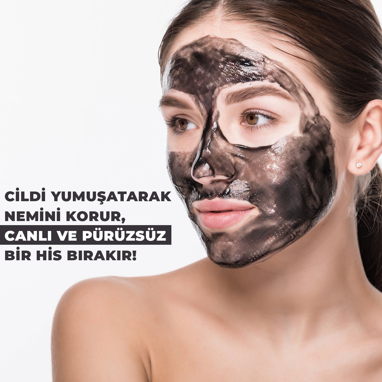 Soyulabilir siyah kil maske ile cildi derinlemesine arındıran, gözenekleri temizleyen ve siyah nokta görünümünü azaltarak daha pürüzsüz, temiz ve dengeli bir cilt görünümü kazandırmaya yardımcı bakım ürünü