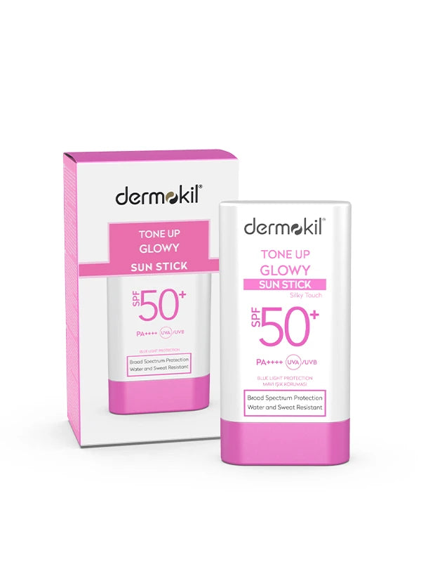 SPF 50 ton eşitleyici stick güneş kremi ile cilt tonunu dengeleyen, ışıltılı görünüm kazandıran ve güneşin zararlı etkilerine karşı koruma sağlayan pratik güneş koruyucu